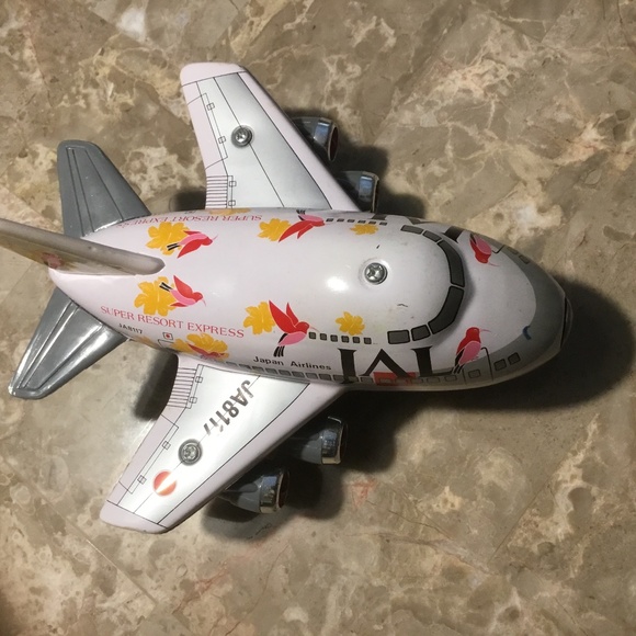 Japan Airlines (Pull Back) Toy - Picture 4 of 16